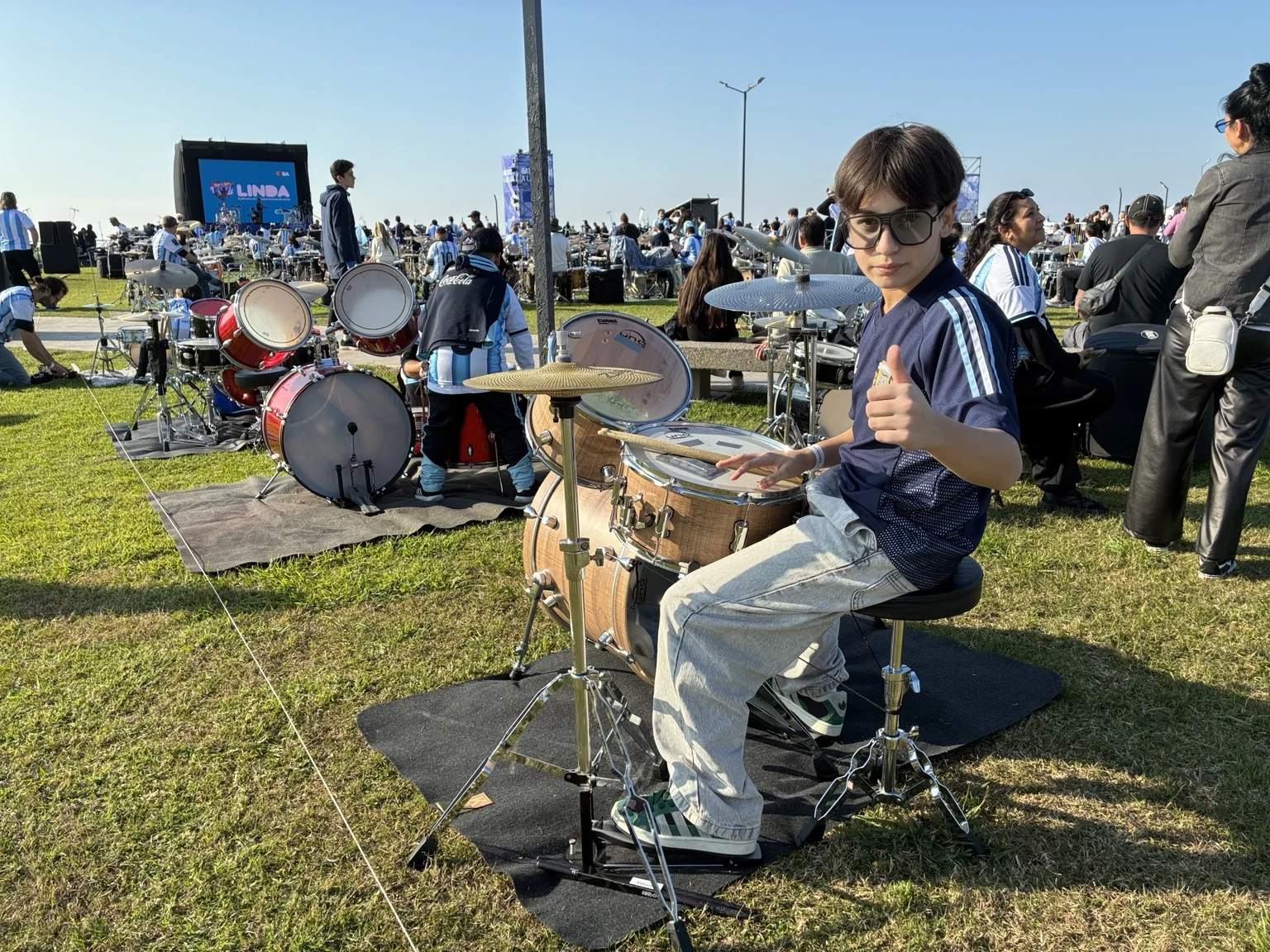 Jasper en Baterías a la Plaza
